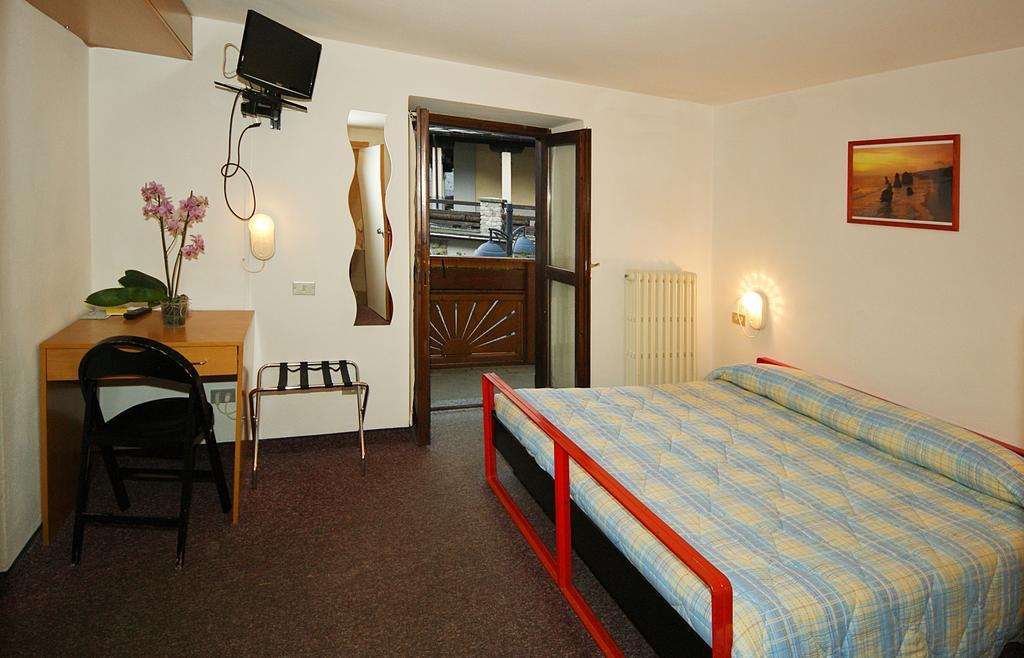 Hotel Rododendro Foppolo Δωμάτιο φωτογραφία
