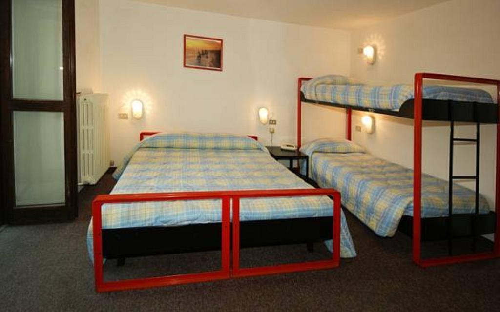 Hotel Rododendro Foppolo Δωμάτιο φωτογραφία